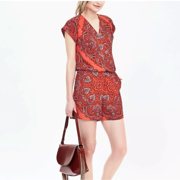 BABANA REPUBLIC Coral Paisley Romper - Picture 2 of 4